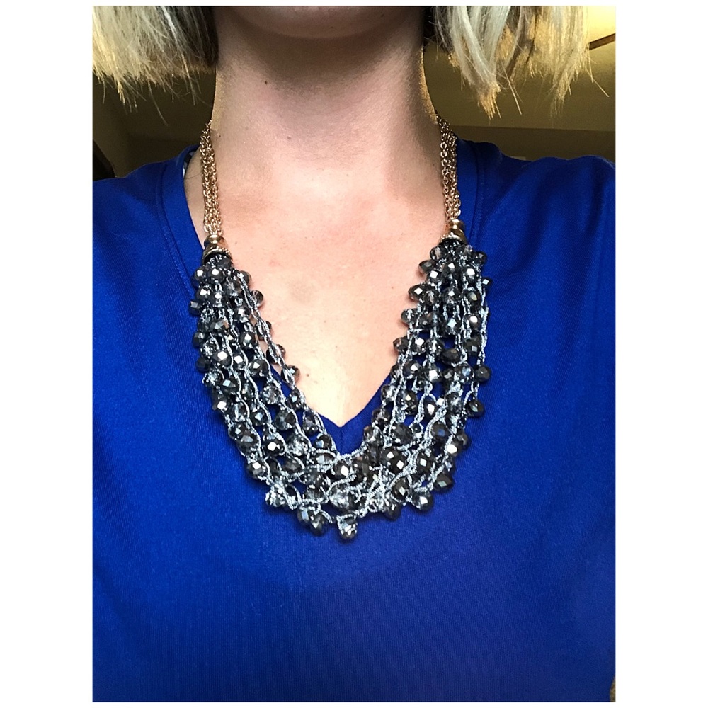 💦Francesca’s Chunky Grey Necklace - Picture 2 of 4
